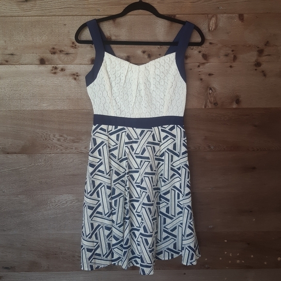 Ryu Navy and Off White Dress NWT Small - Picture 1 of 6